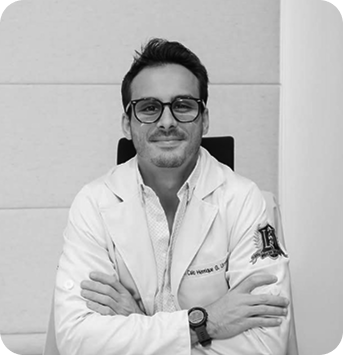 Foto do Dr. Caio Urzelin